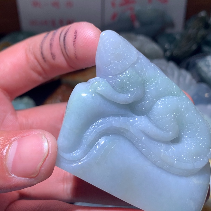 翡翠未镶嵌颈饰保真天然a货翡翠