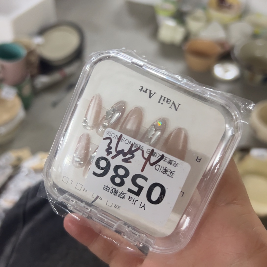 搪瓷美甲一个0586
