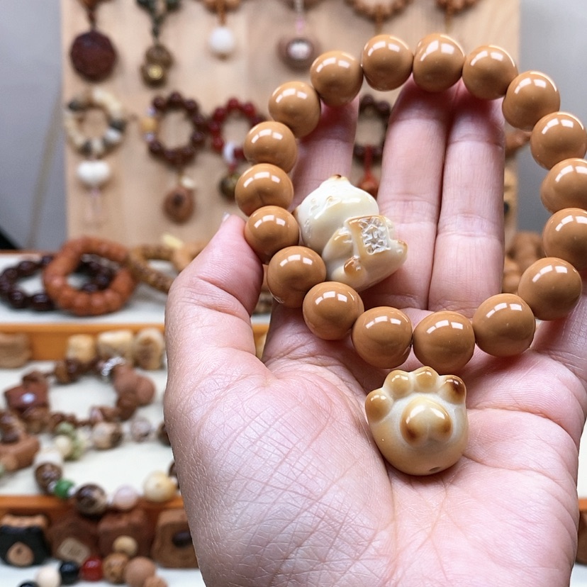 【闪购商品】吊坠猴头核桃L****r猴头招财猫猫爪手串16