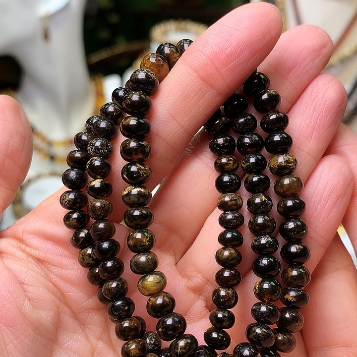 琥珀裸石未镶嵌抚顺琥珀