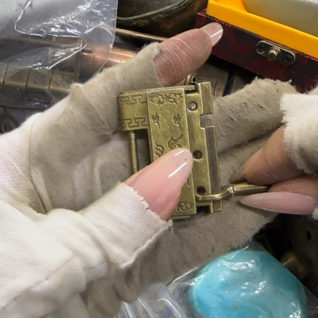 f***3不用急哈谢谢啦兄弟你也嗯