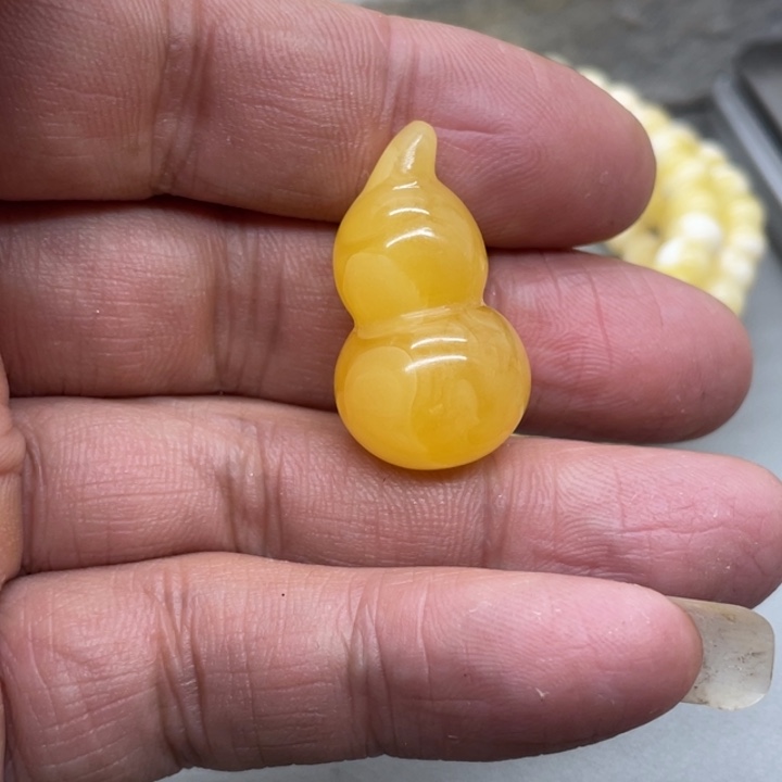 琥珀未镶嵌裸石葫芦