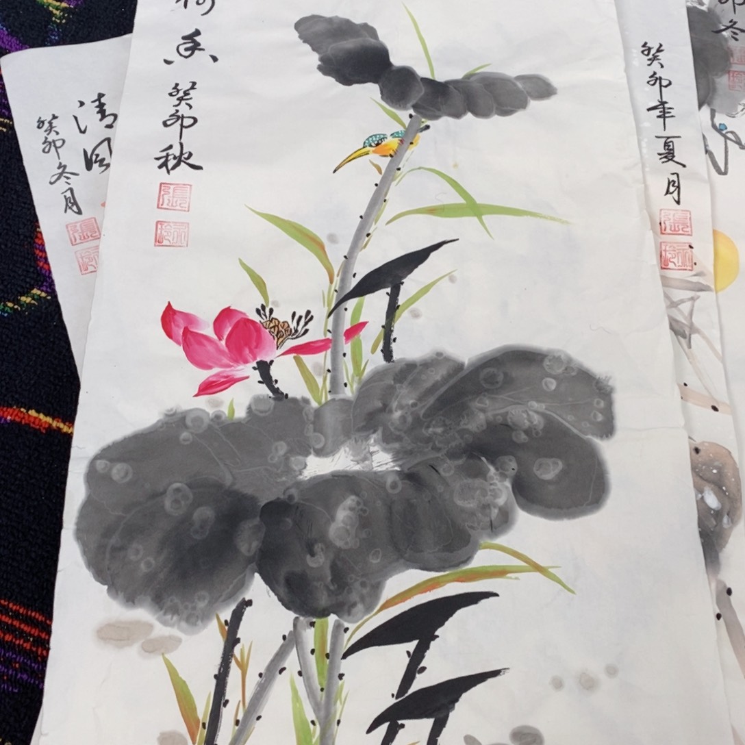 国画?*者张玉玲四尺四开花鸟