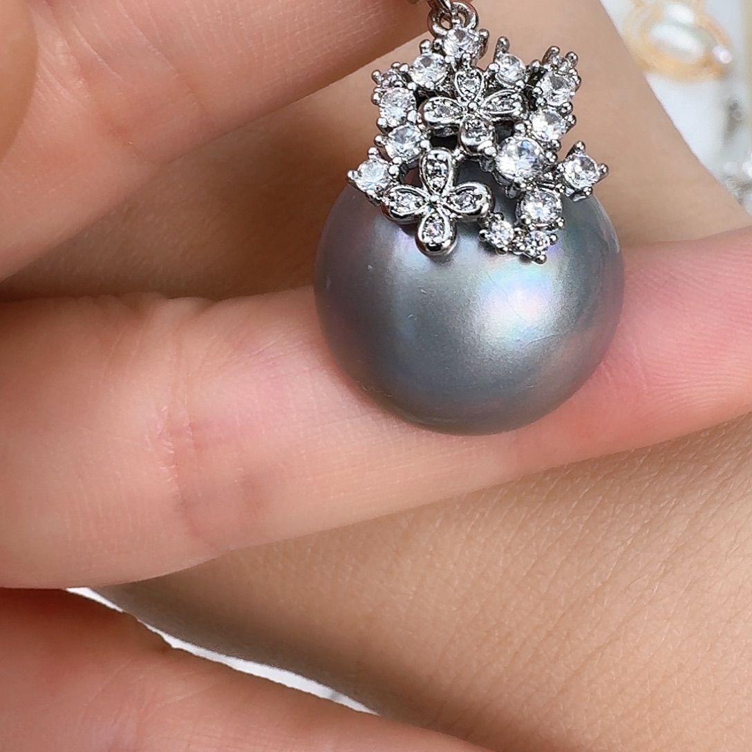 未镶嵌颈饰拼合珍珠（马贝珠）