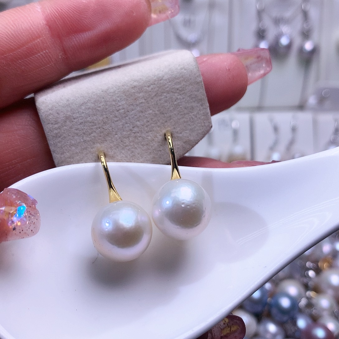 淡水珍珠耳饰未镶嵌