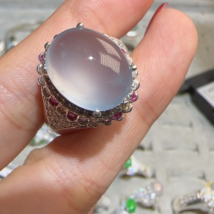 定制翡翠未镶嵌翡翠