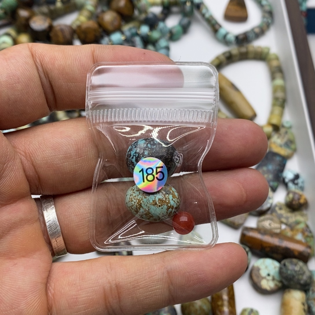 保***存南红玛瑙未镶嵌挂件