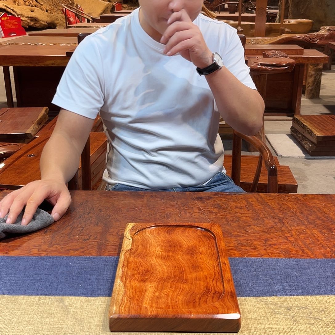 玉木（非红木类）巴花学名古夷苏木