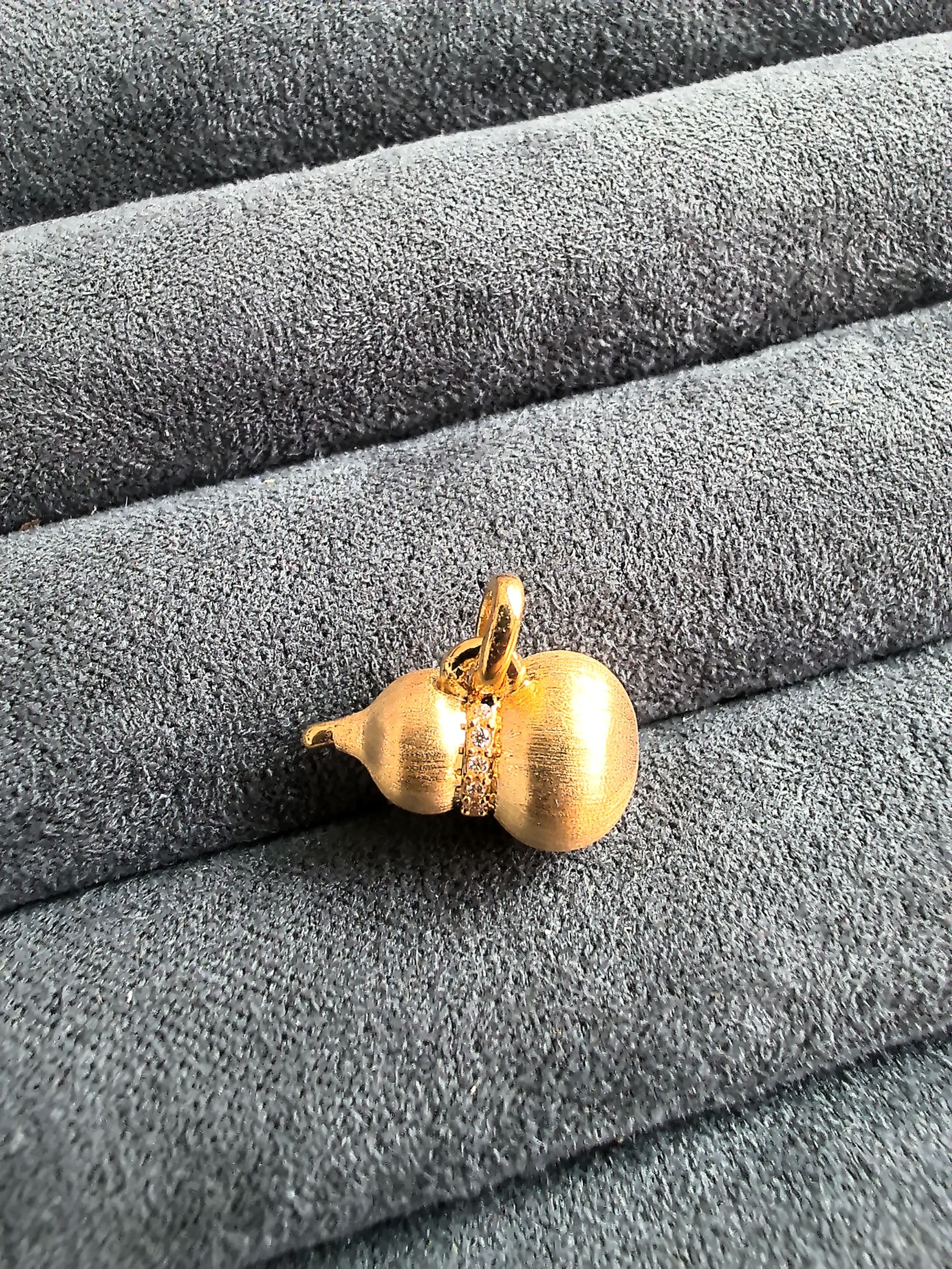 “卡比”18k拉丝葫芦