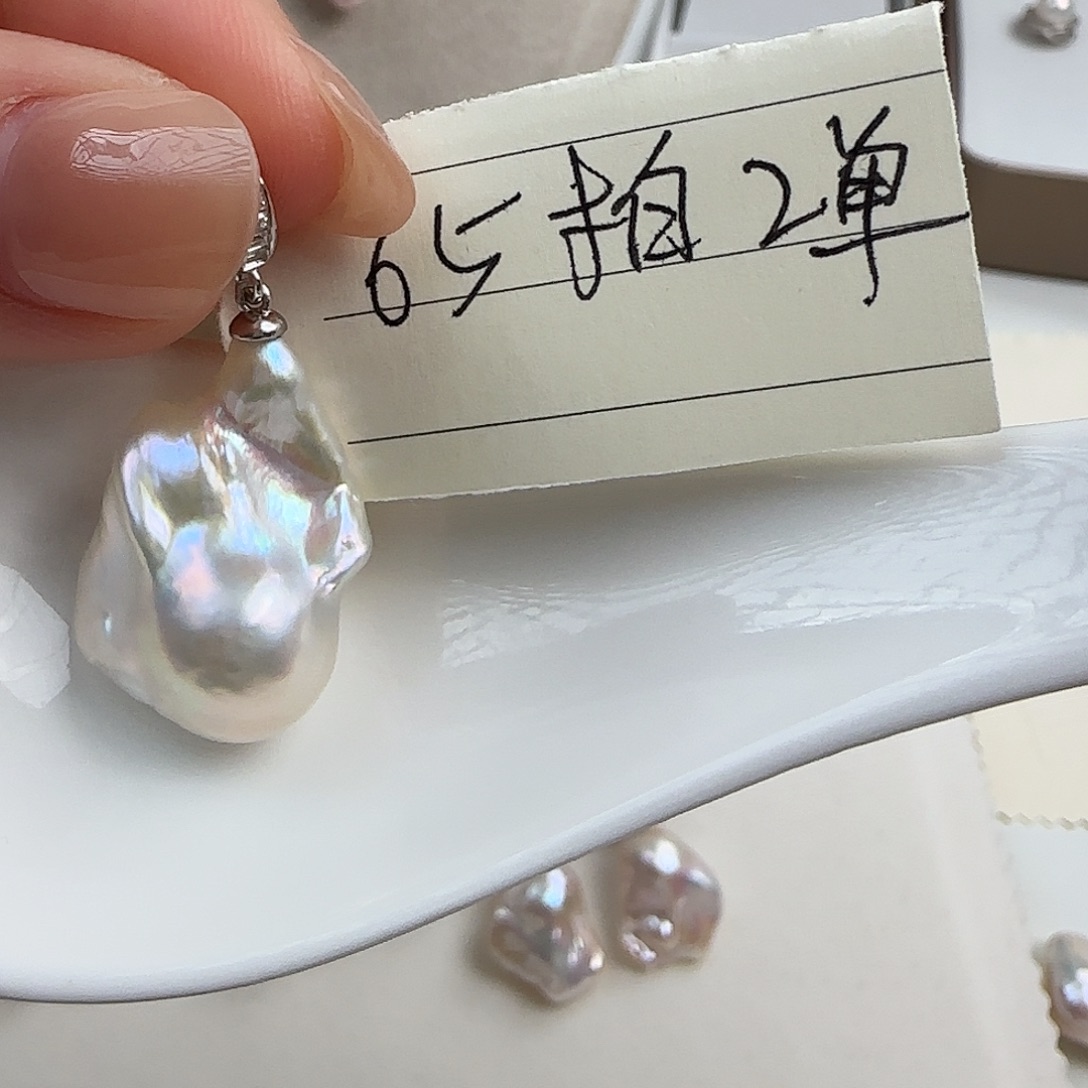 银S925镶嵌淡水珍珠颈饰