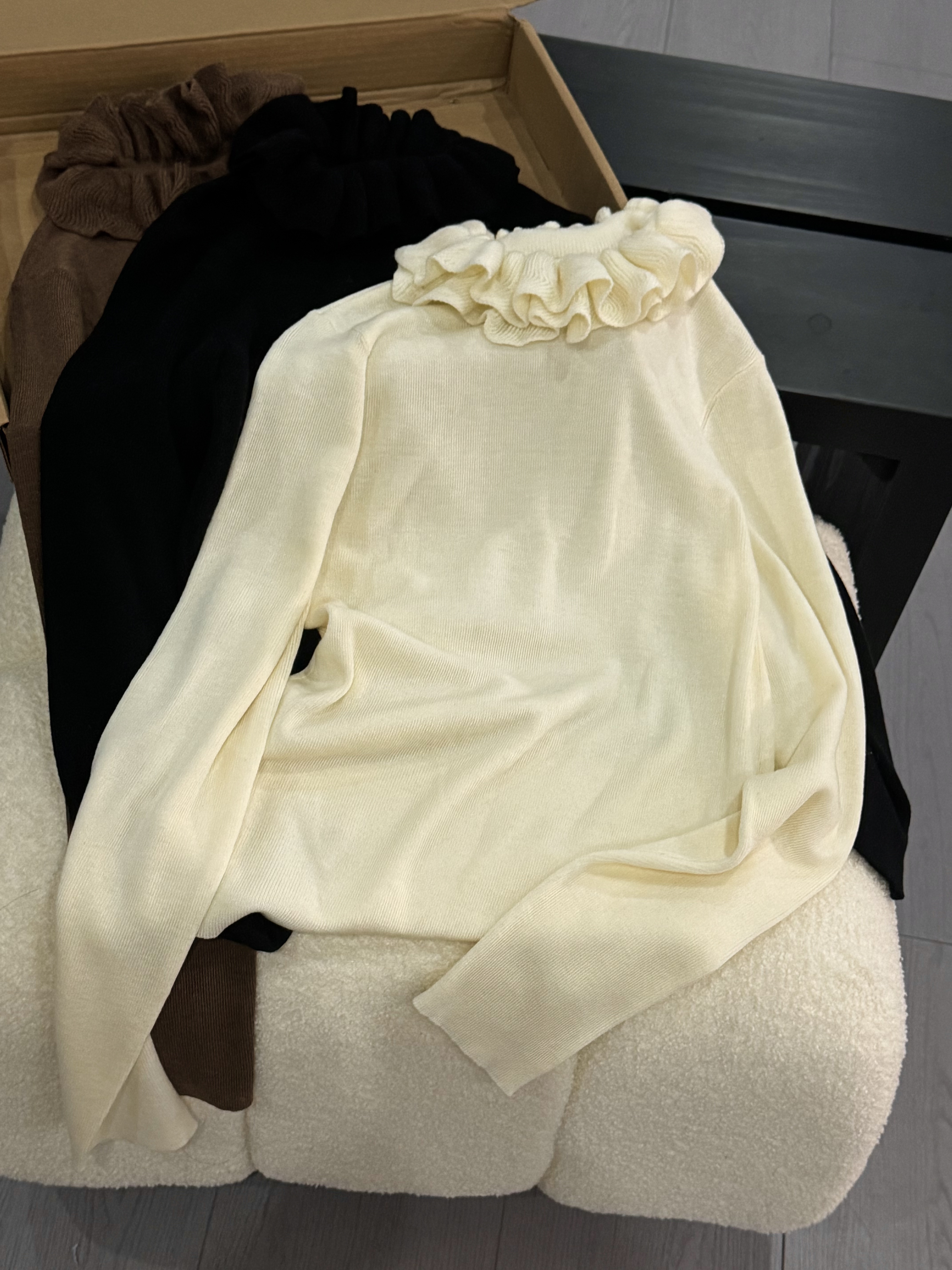 【暖冬】新韩系气质秋冬必备修身长袖荷叶边高领套头纯色上衣25448