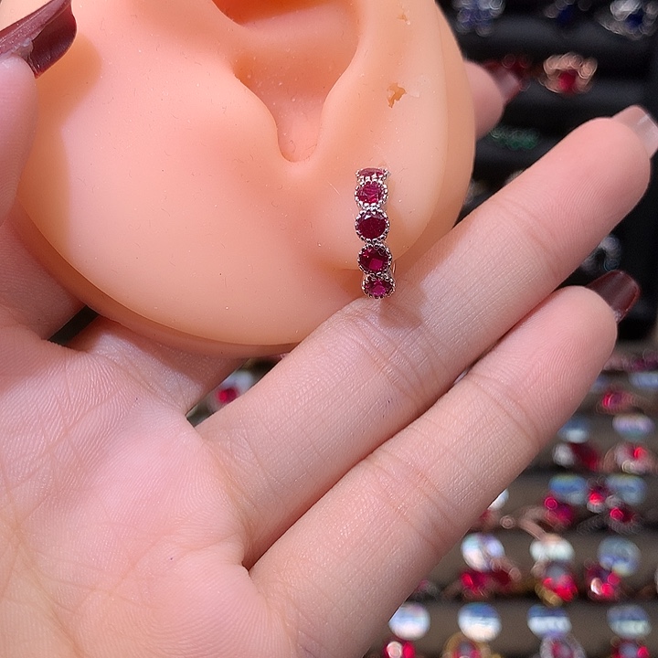 红宝石耳饰银S925镶嵌白