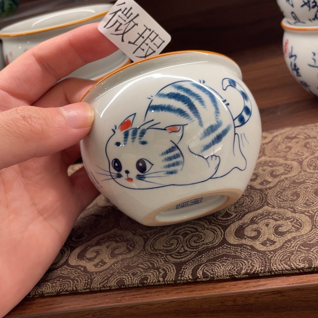 釉下手绘茶具微瑕