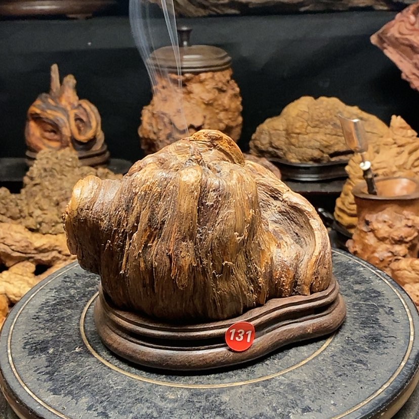 【闪购商品】131号北沉香琥珀木香炉