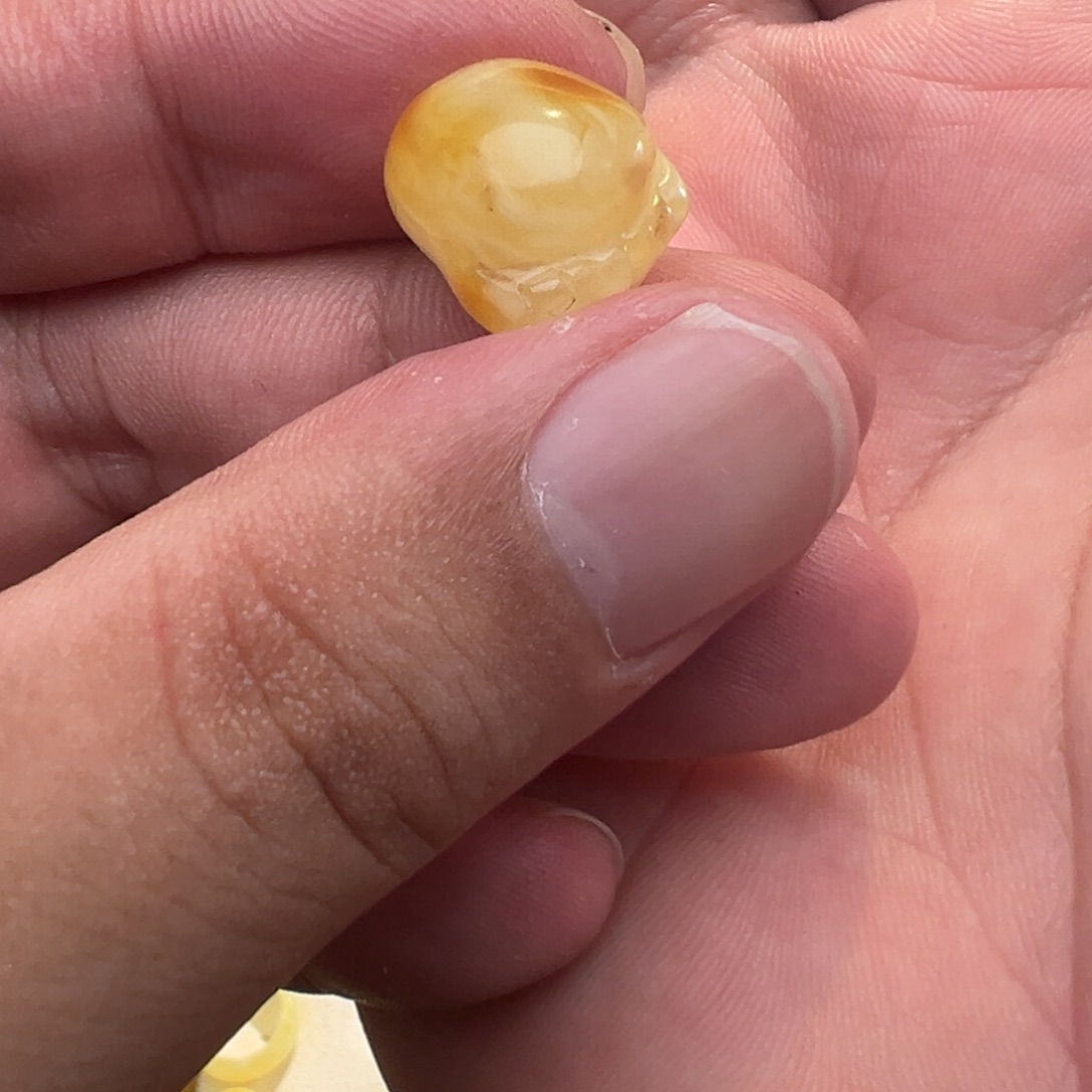 茶***语琥珀未镶嵌珠宝奇石小脚