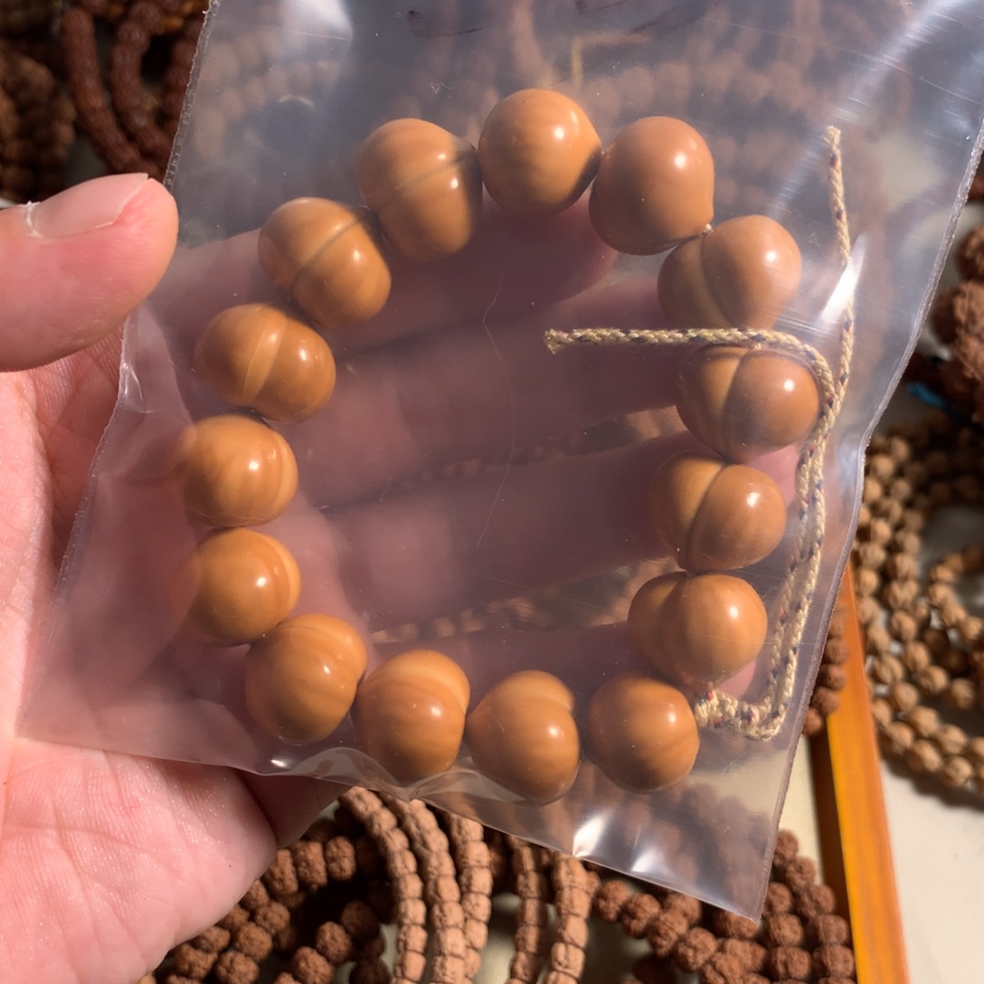 *****柏香籽/百香籽吊坠梅花