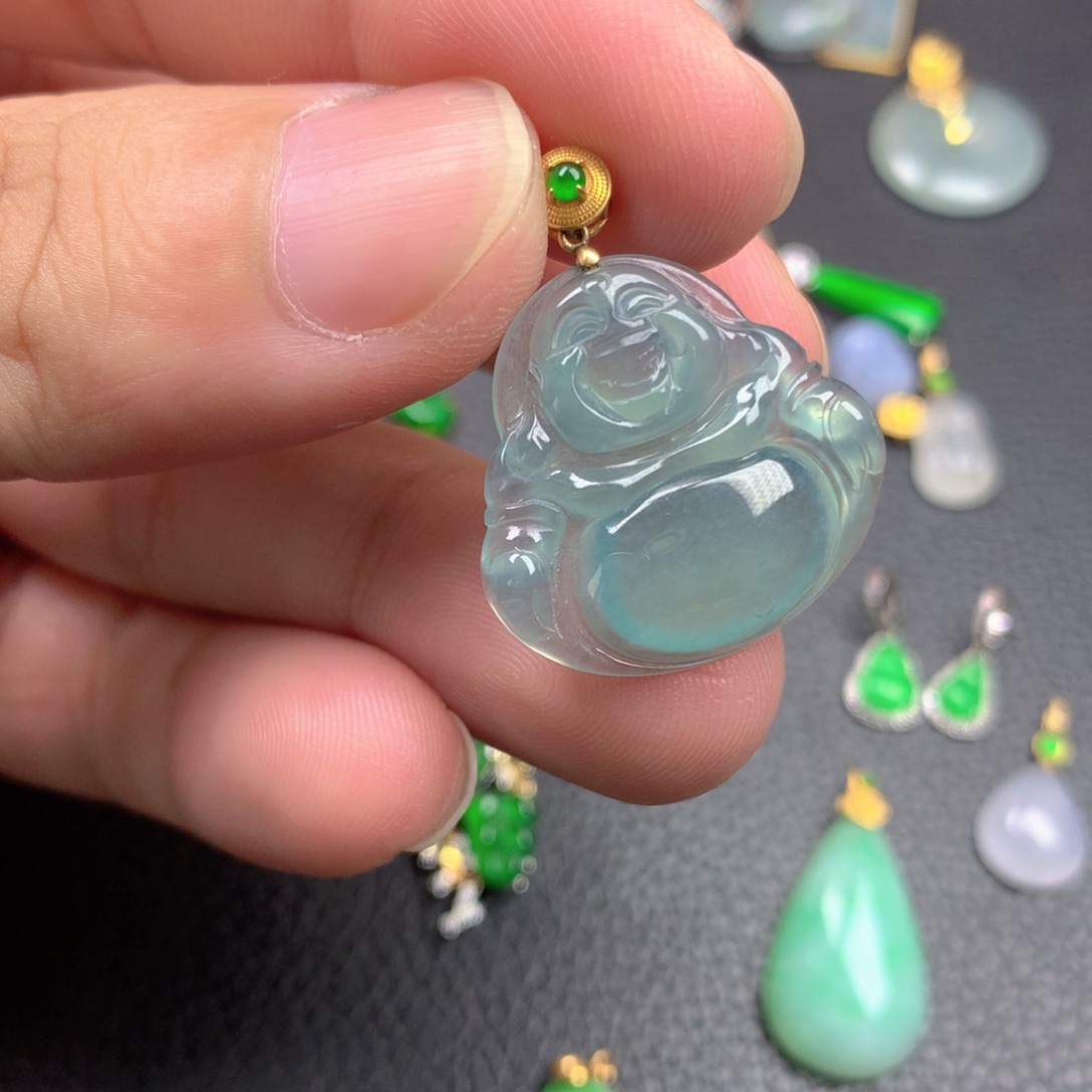 【闪购商品】颈饰18K金镶嵌翡翠翡翠