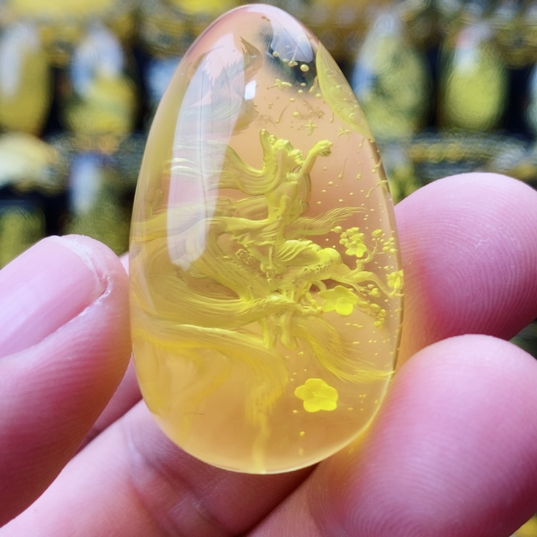 【闪购商品】金珀颈饰未镶嵌琥珀阴雕