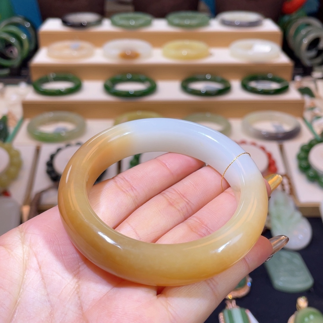 和田玉收藏级糖玉手镯55、56未镶嵌