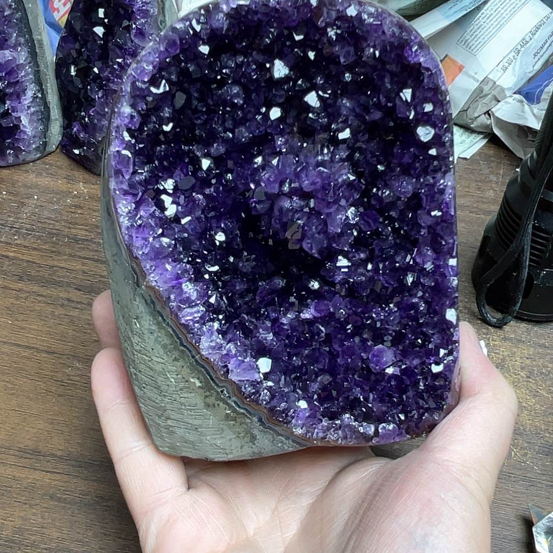 紫晶大型摆件（非配饰）未镶嵌城**人