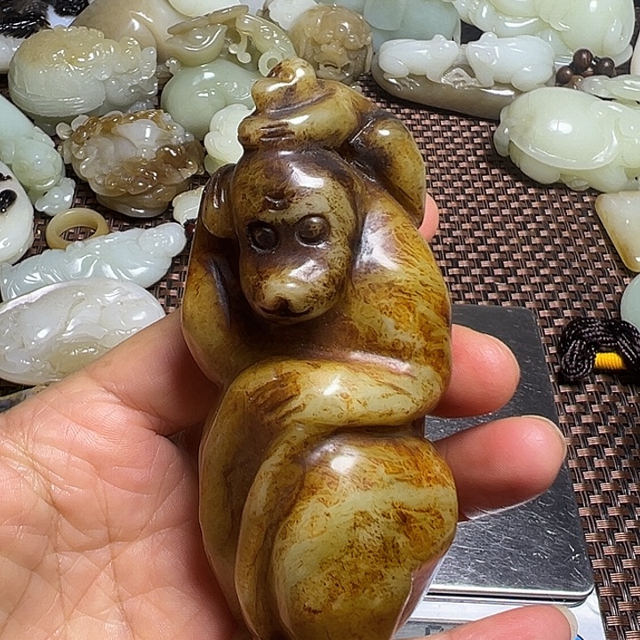 和田玉（糖玉）未镶嵌珠宝奇石