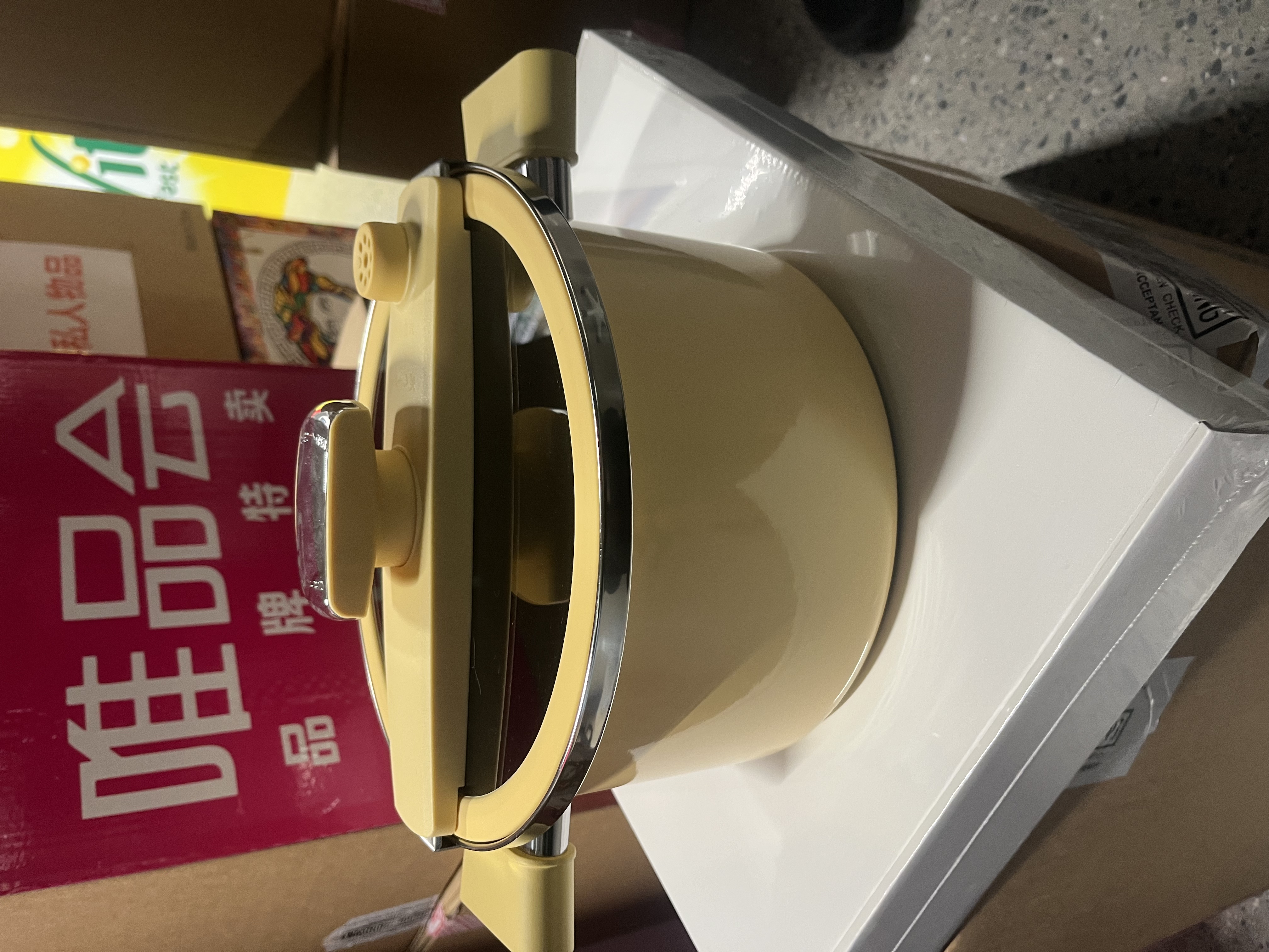 黄色大锅耐高温大