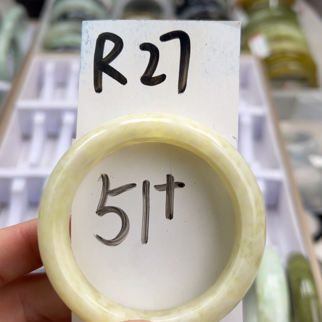 岫玉手镯未镶嵌天然岫玉微瑕