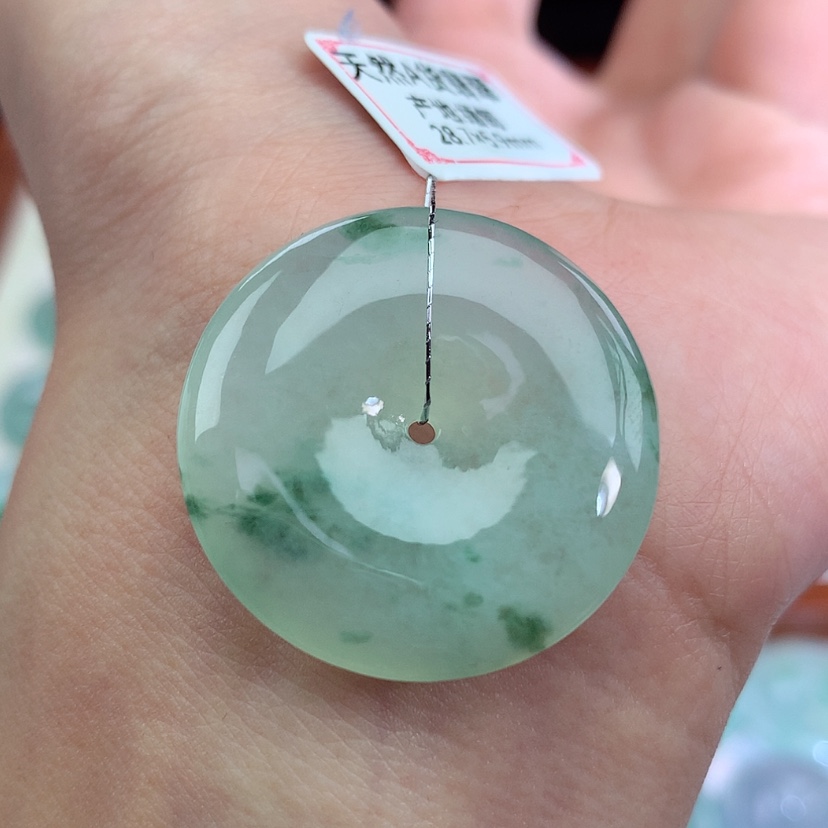 【闪购商品】翡翠吊坠(不含链)未镶嵌