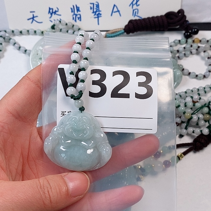 翡翠颈饰未镶嵌天然