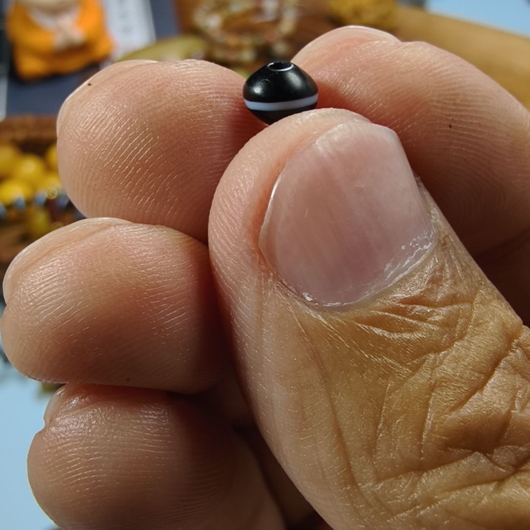 玛瑙/玉髓未镶嵌珠子天然原矿缠丝玛瑙