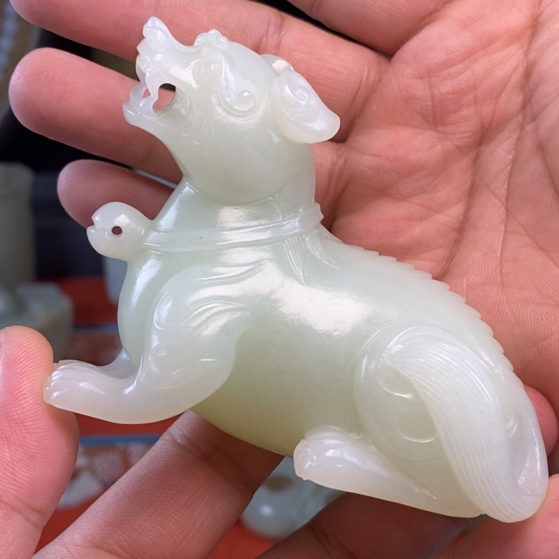 用***7和田玉未镶嵌挂件