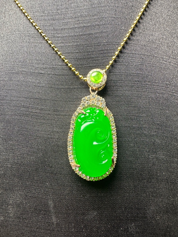 CT57 绿色如意吊坠