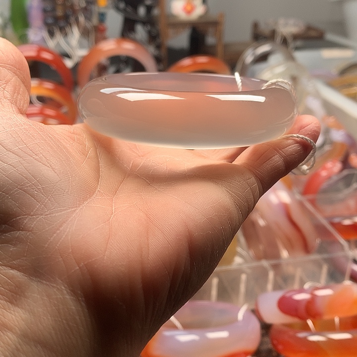 玛瑙/玉髓未镶嵌手镯