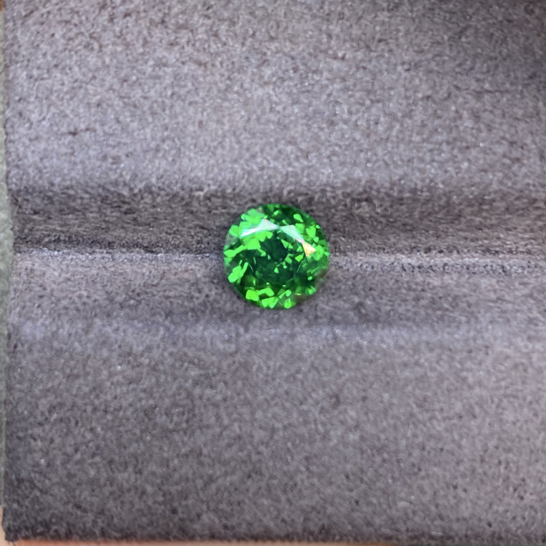 天然精品卡扎尼沙弗莱石榴石1.01ct全净无瑕满火彩吉尔德证vb评级