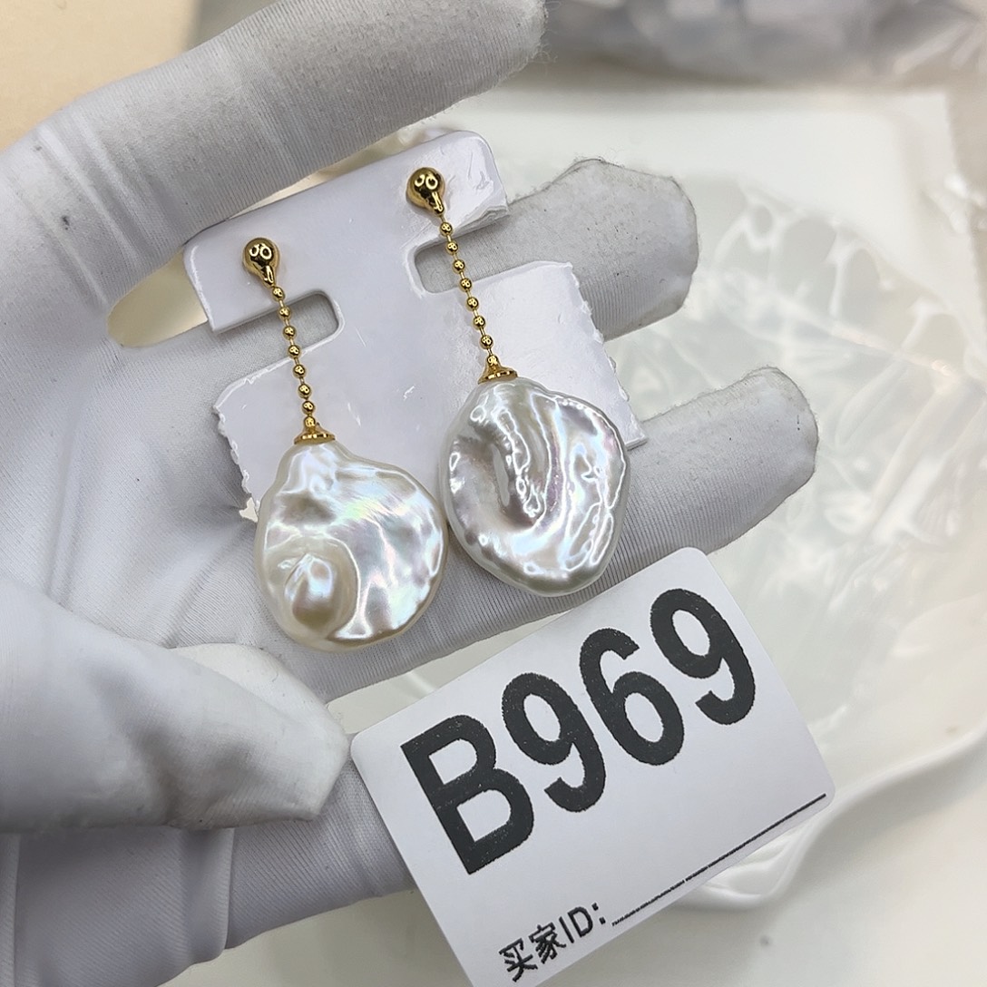 淡水珍珠耳饰合金