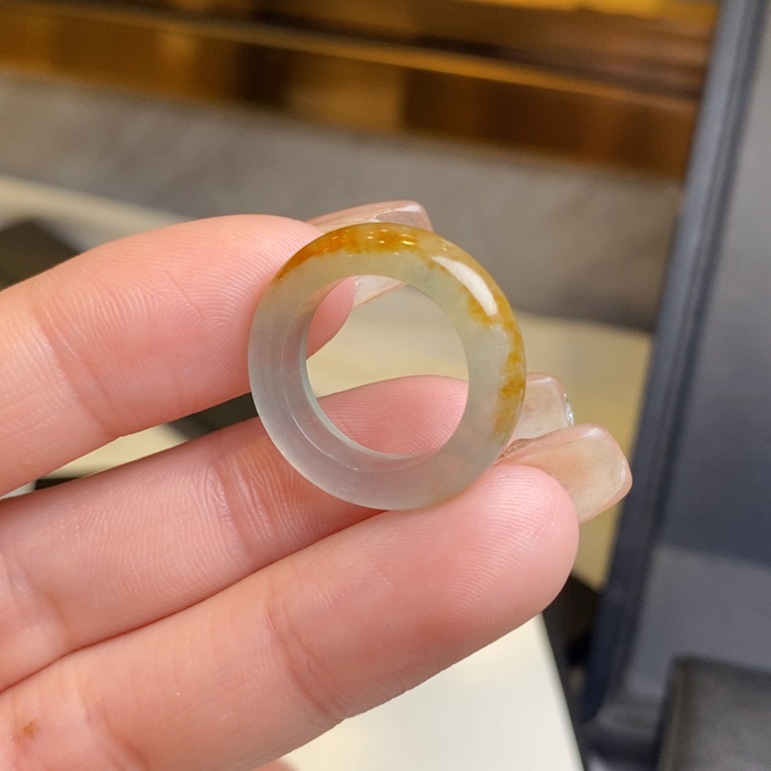 翡翠戒圈未镶嵌冰飘黄翡