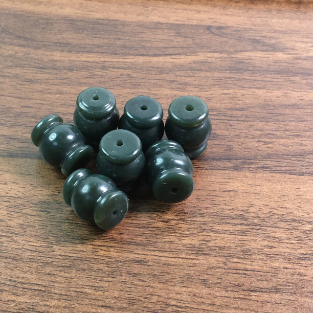 和田玉灯笼珠路路通玉珠文玩手串配饰