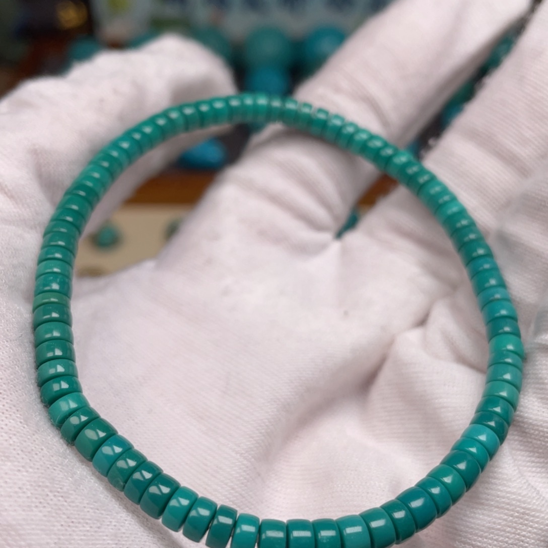 绿松石配饰未镶嵌