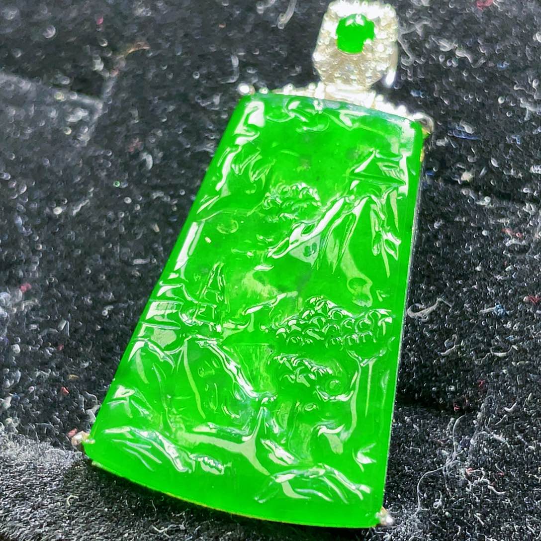 翡翠颈饰未镶嵌6，