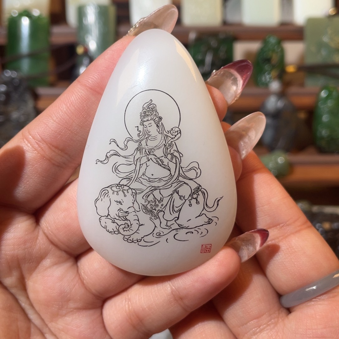 和田玉颈饰未镶嵌