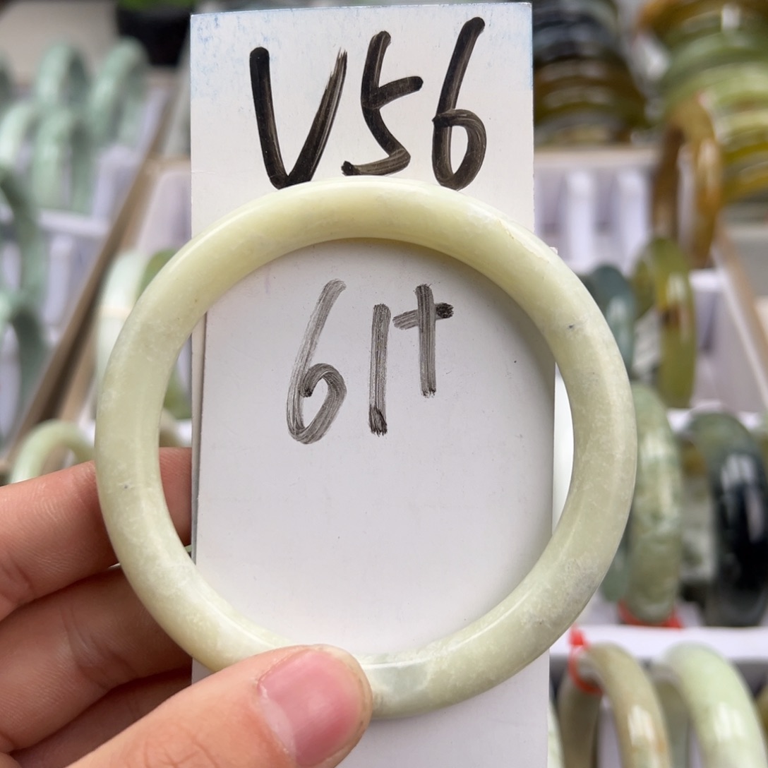 岫玉手镯未镶嵌天然岫玉微瑕