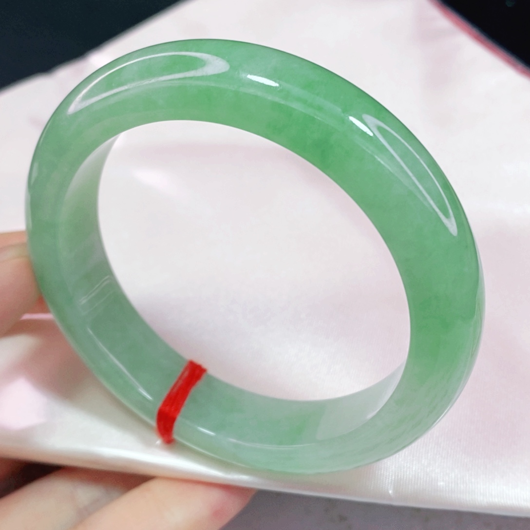 未镶嵌手镯翡翠55.6正圈