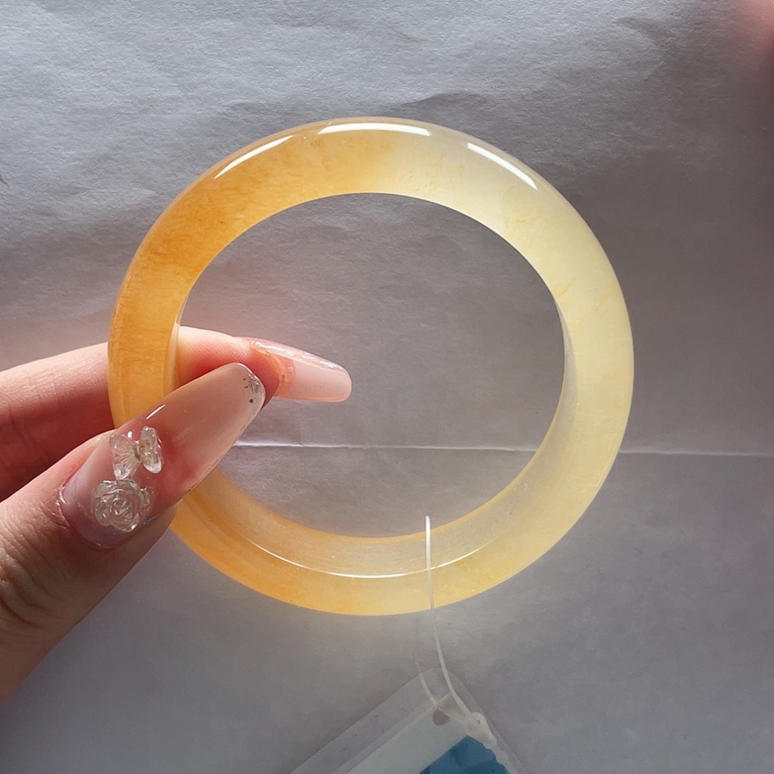 石英质玉手镯未镶嵌自**乐九九59