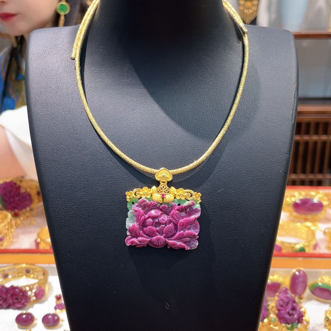 锦纶非金属吊坠红宝