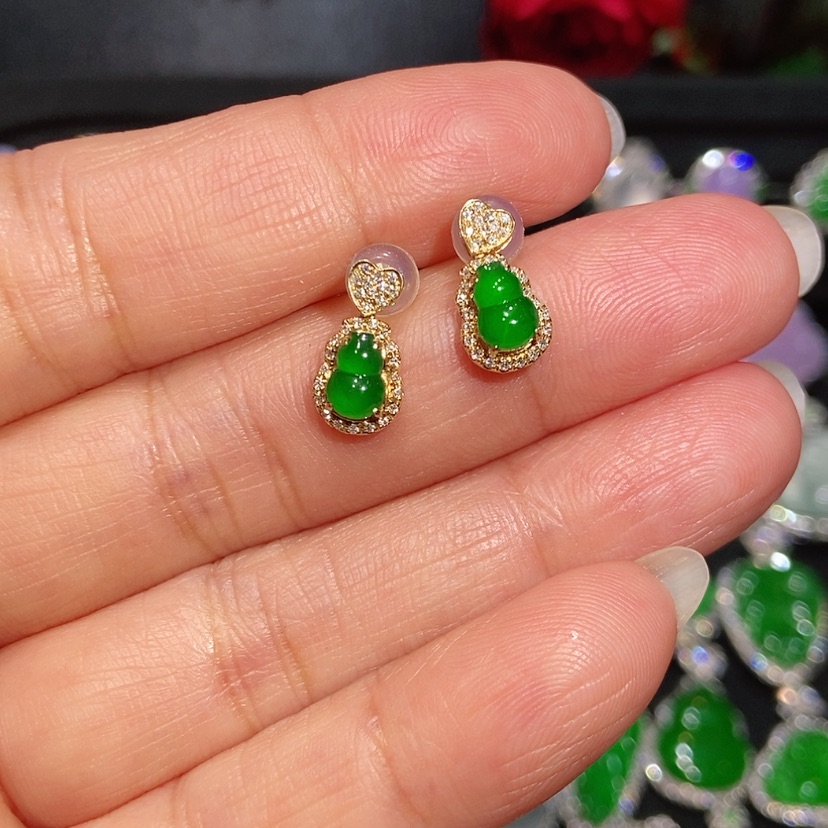 【闪购商品】翡翠耳饰18K金镶嵌天然翡翠