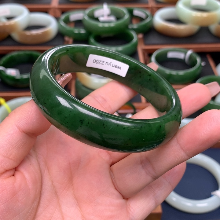 和田玉（碧玉）6364圈口未镶嵌