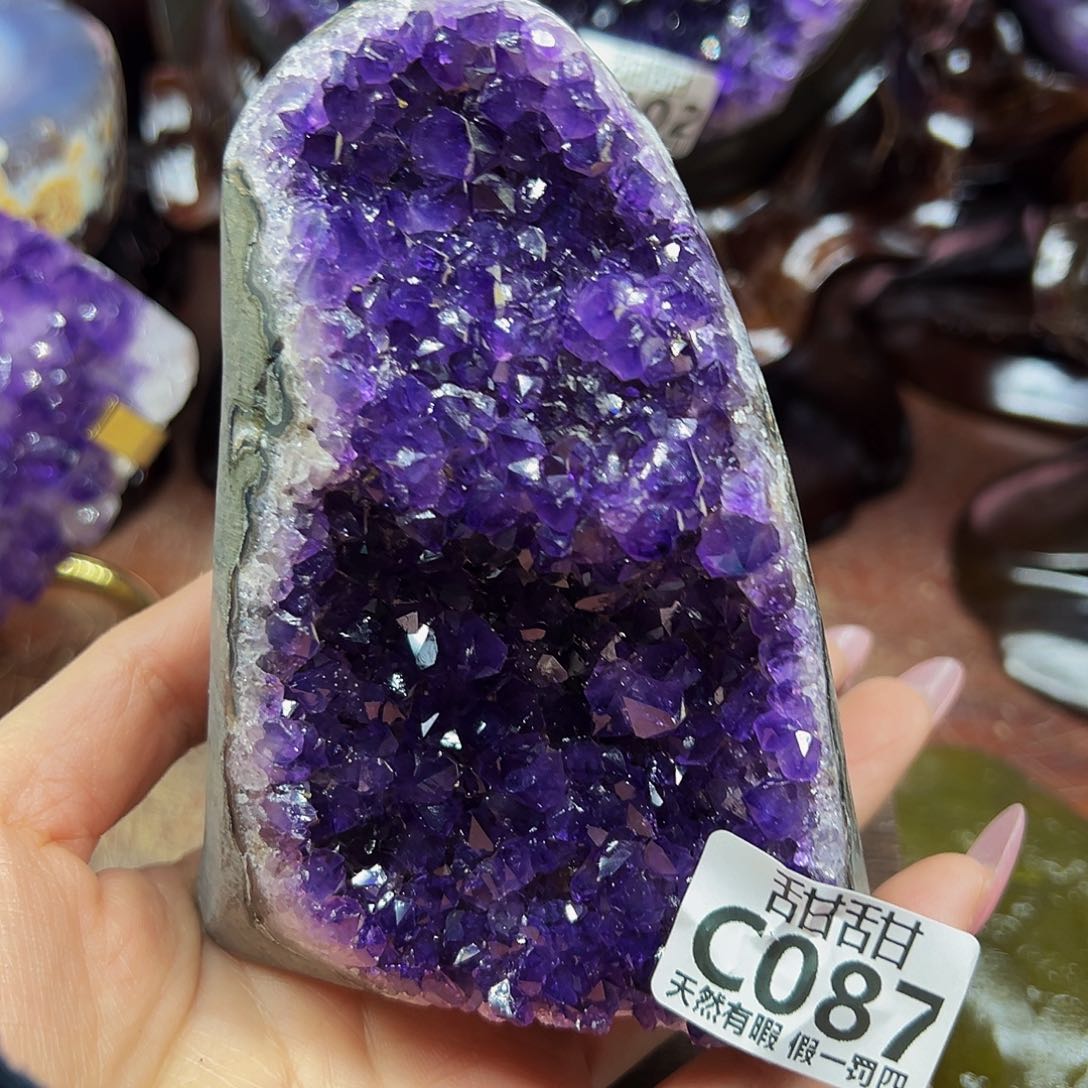 水晶大型摆件未镶嵌