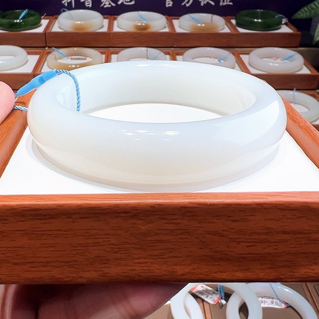 和田玉（白玉）手镯58.59未镶嵌