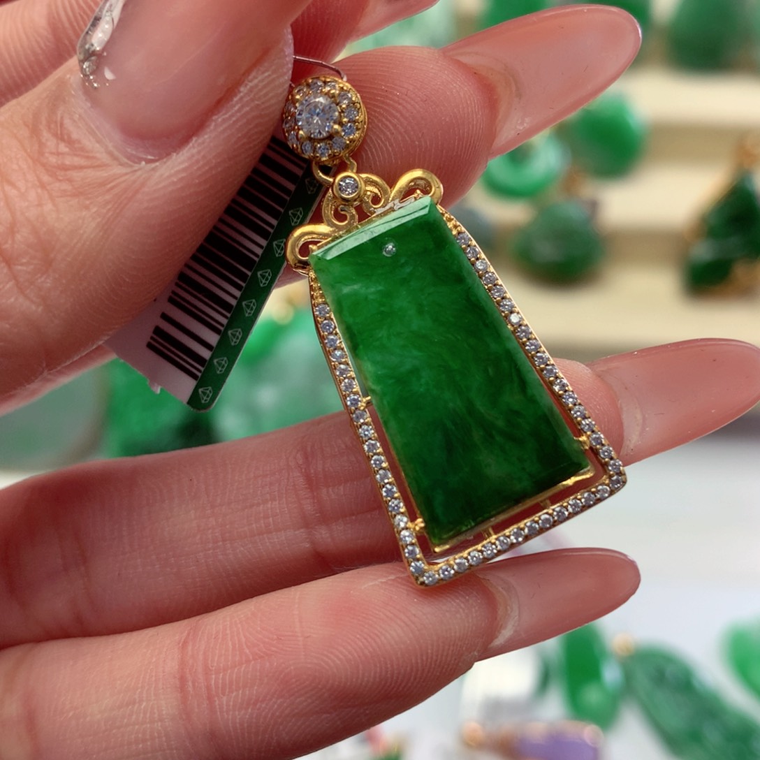 翡翠颈饰银S925镶嵌挂件