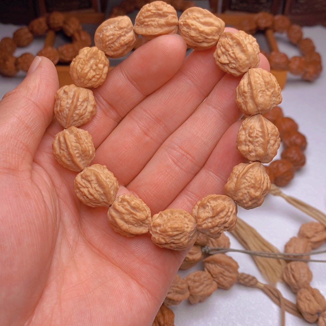 桃核手串蛤蟆头尺寸16